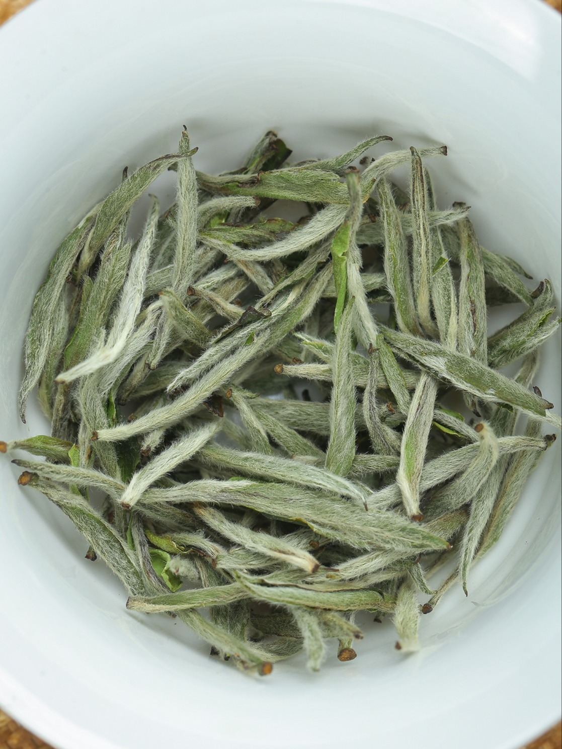 2025 Premium Silver Needle